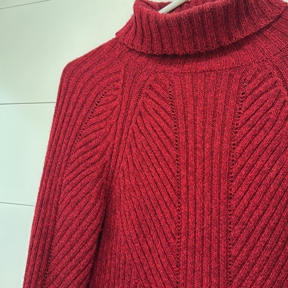 Sundance Red Turtleneck Pullover Sweater Size Small Cable Knit Silk Blend - Picture 4 of 6